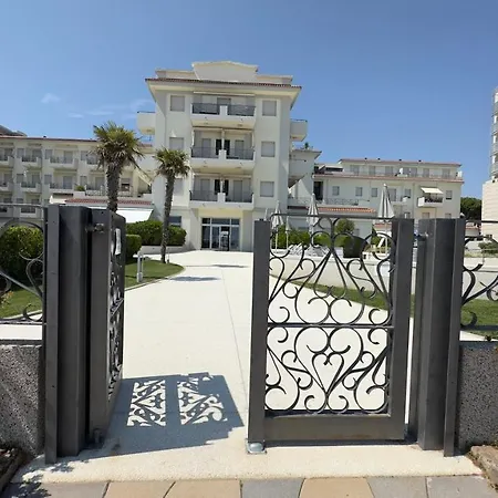 Magica Immobiliare - Bagni Miramare 20 Appartamento